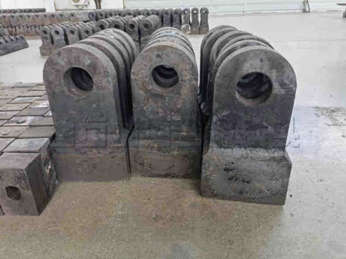 破碎機(jī)錘頭廠家為什么要讓寄送錘頭樣品？有什么好處？